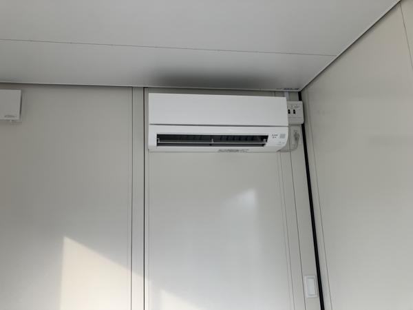 富山県高岡店/展示場の新棟ユニットハウス・プレハブ・コンテナハウス47MSL(1.84坪)の各設備のエアコン