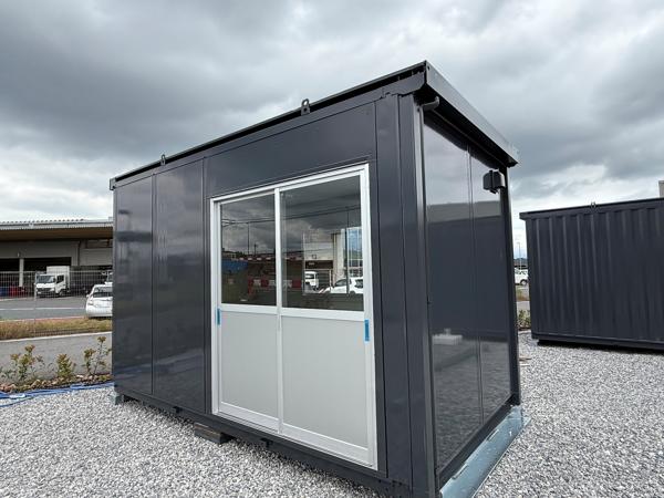 滋賀県栗東店/展示場の中古ユニットハウス・プレハブ・コンテナハウスCT-41J(2.83坪)の本体の外観