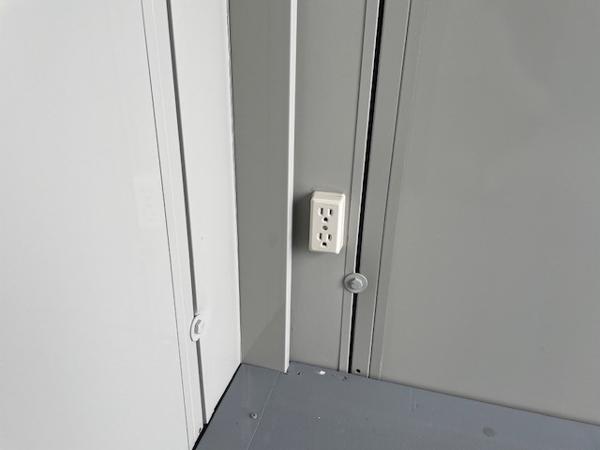 栃木県鹿沼店/展示場の中古ユニットハウス・プレハブ・コンテナハウスCT-41J(2.83坪)の各設備のコンセント