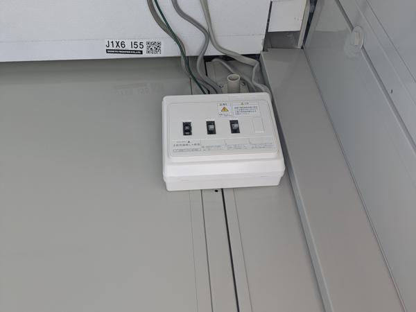 栃木県宇都宮戸祭店/展示場の中古ユニットハウス・プレハブ・コンテナハウスCT-41J(2.16坪)の各設備の分電盤