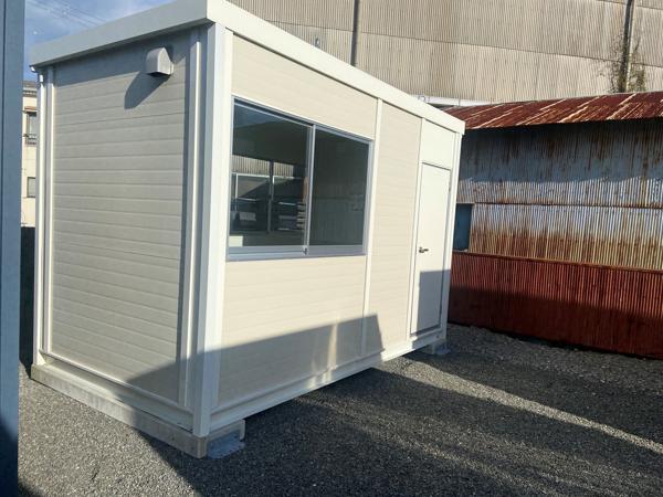 兵庫県淡路店/展示場の新棟ユニットハウス・プレハブ・コンテナハウス3MSD(2.40坪)の本体の外観