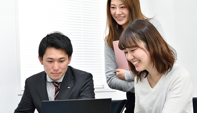 採用情報
